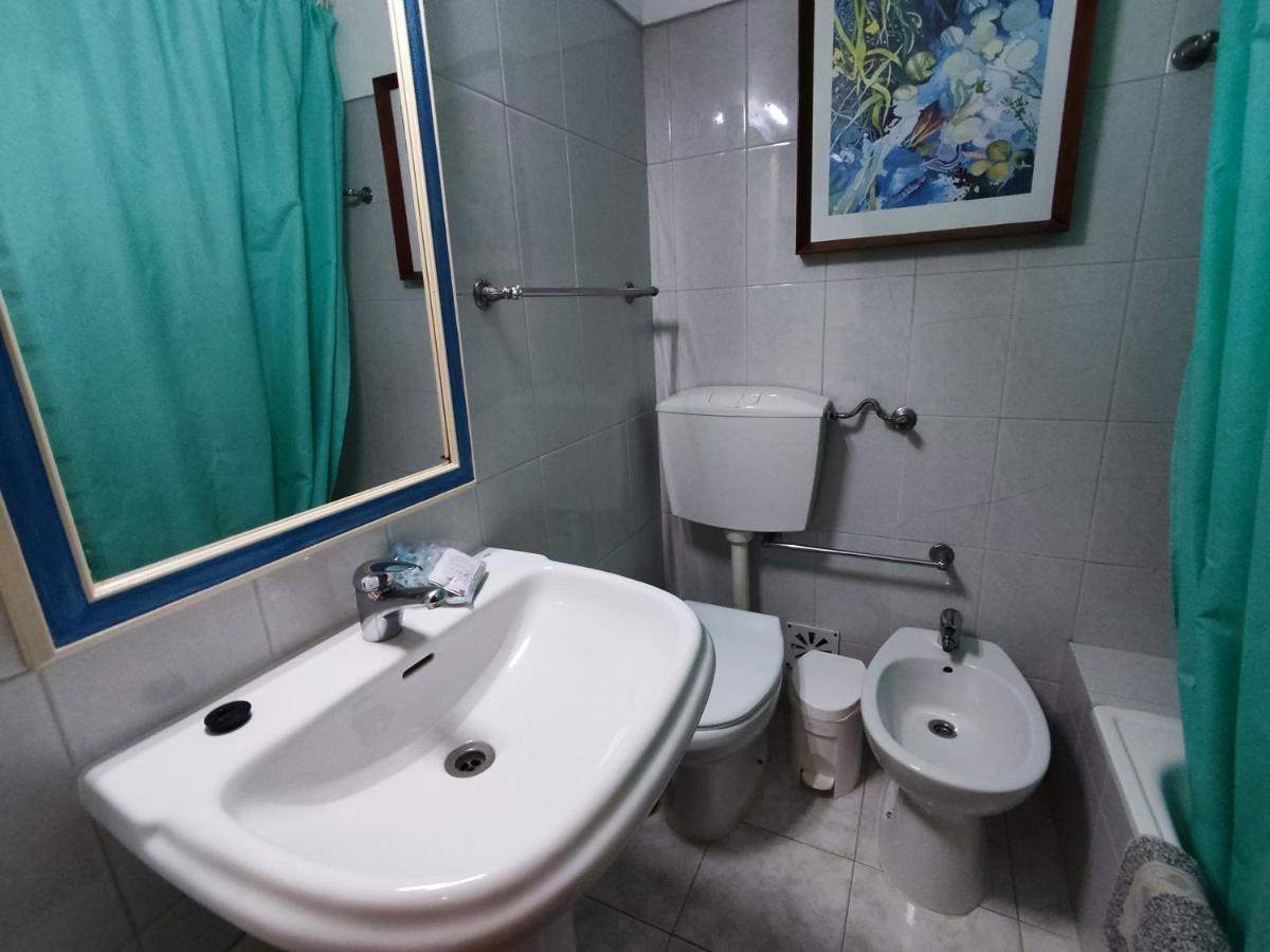 1P Torre Sol Casas & Papeis Apartamento Armação de Pêra Exterior foto